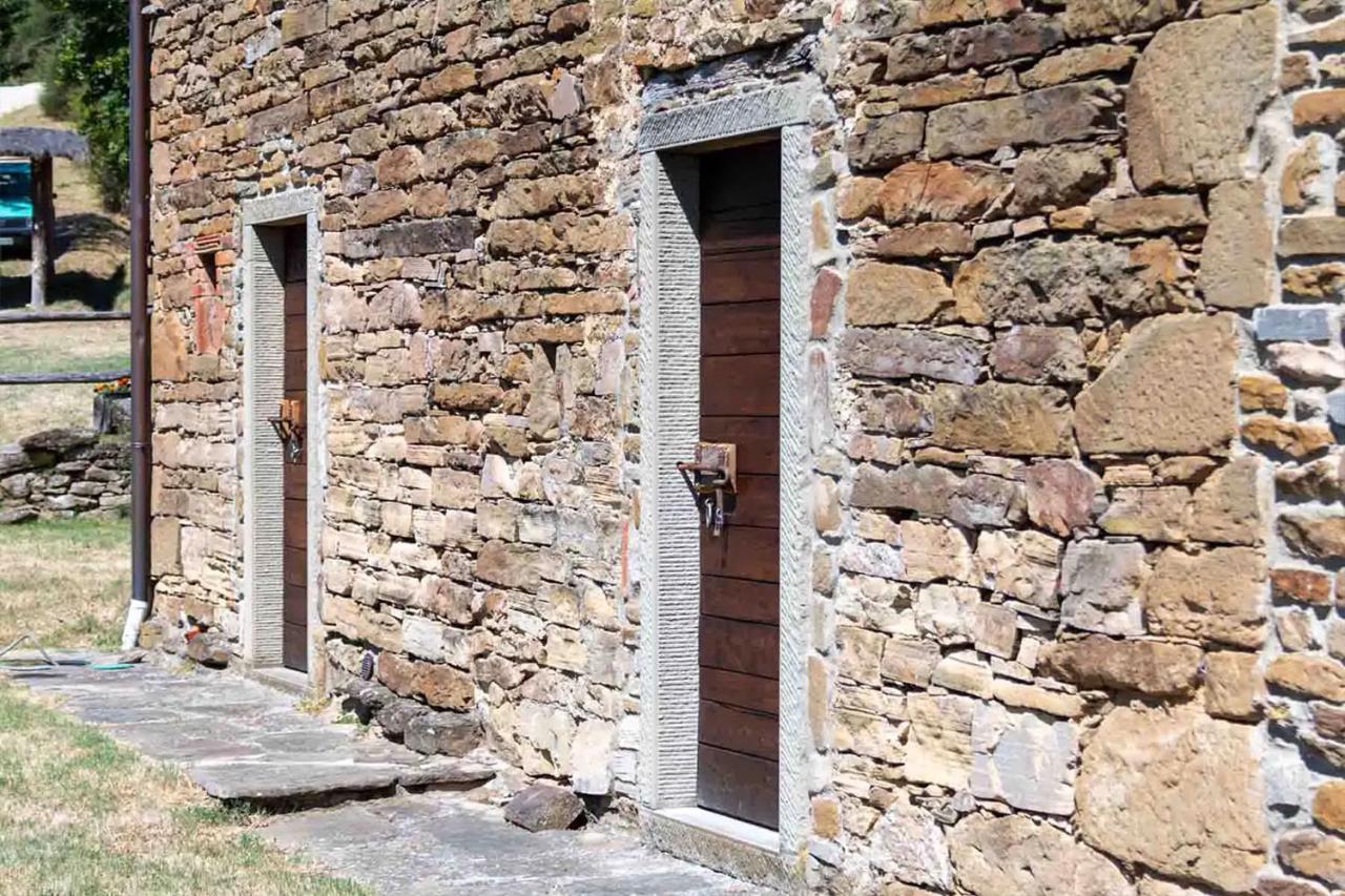 Agriturismo Con Piscina In Toscana, Tribbiano Arezzo Luaran gambar