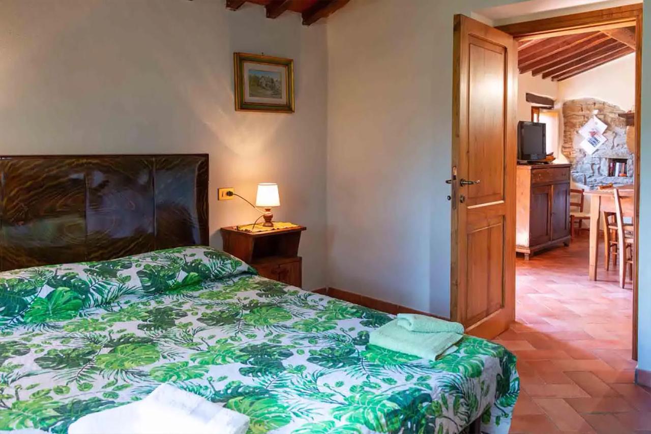 Agriturismo Con Piscina In Toscana, Tribbiano Arezzo Luaran gambar